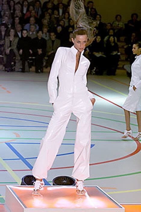 givenchy spring summer 2000|Givenchy runway 2000.